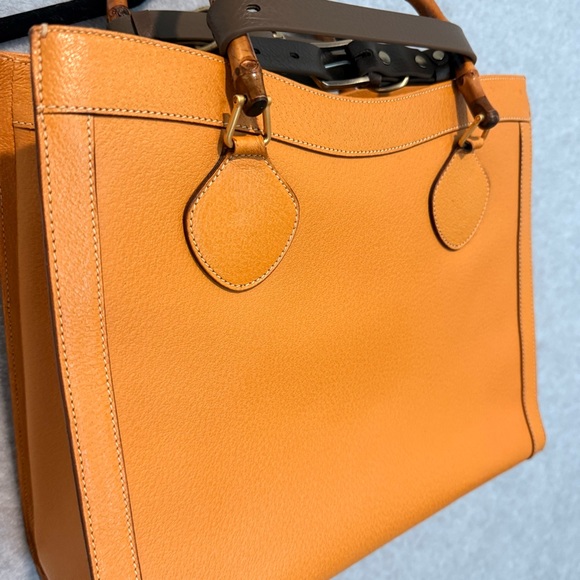 Gucci Diana Tote with Bamboo Handles - Picture 3 of 9